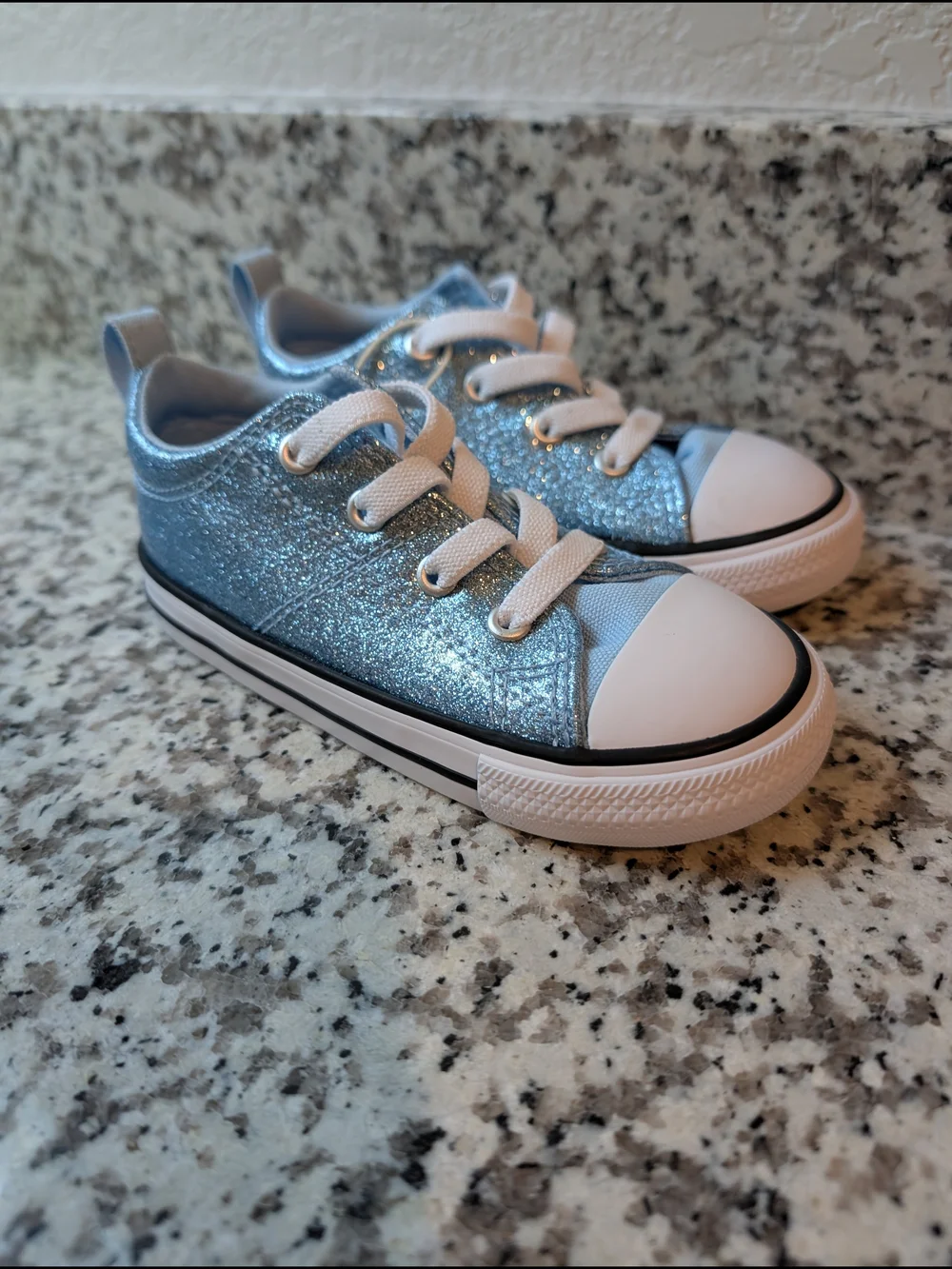 Converse Kids Glitter Low-Top Sneakers in Light Blue